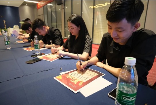 罗兰德式高端系统门窗